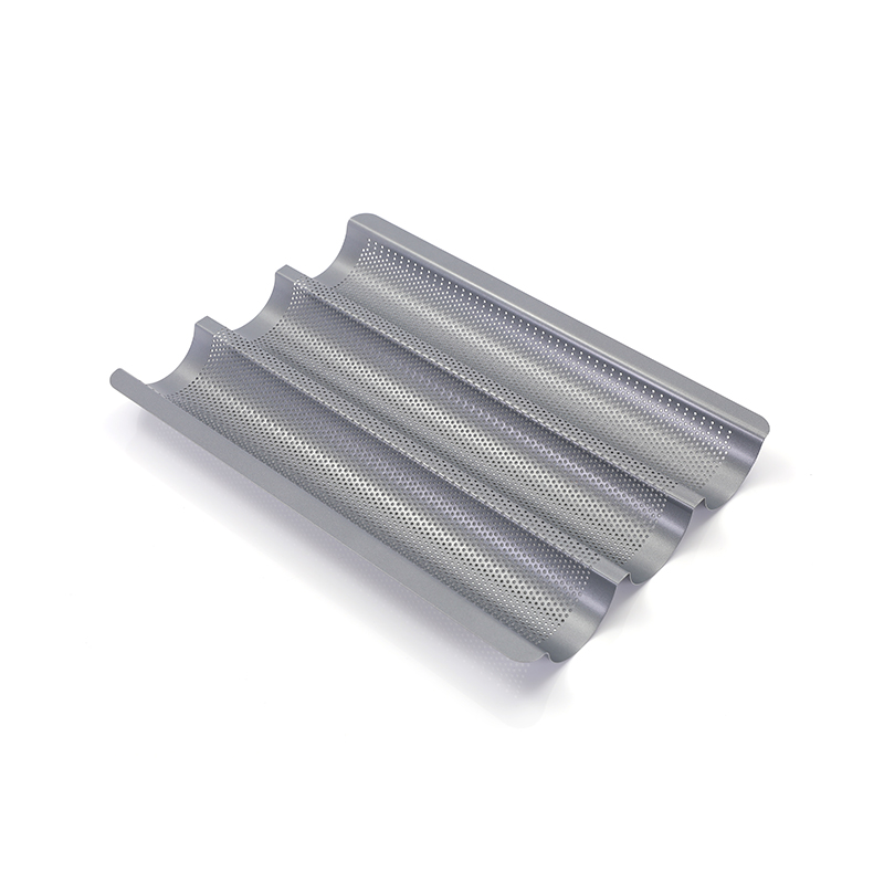 3 Grooves Nonstick Perforated Baguette Pan